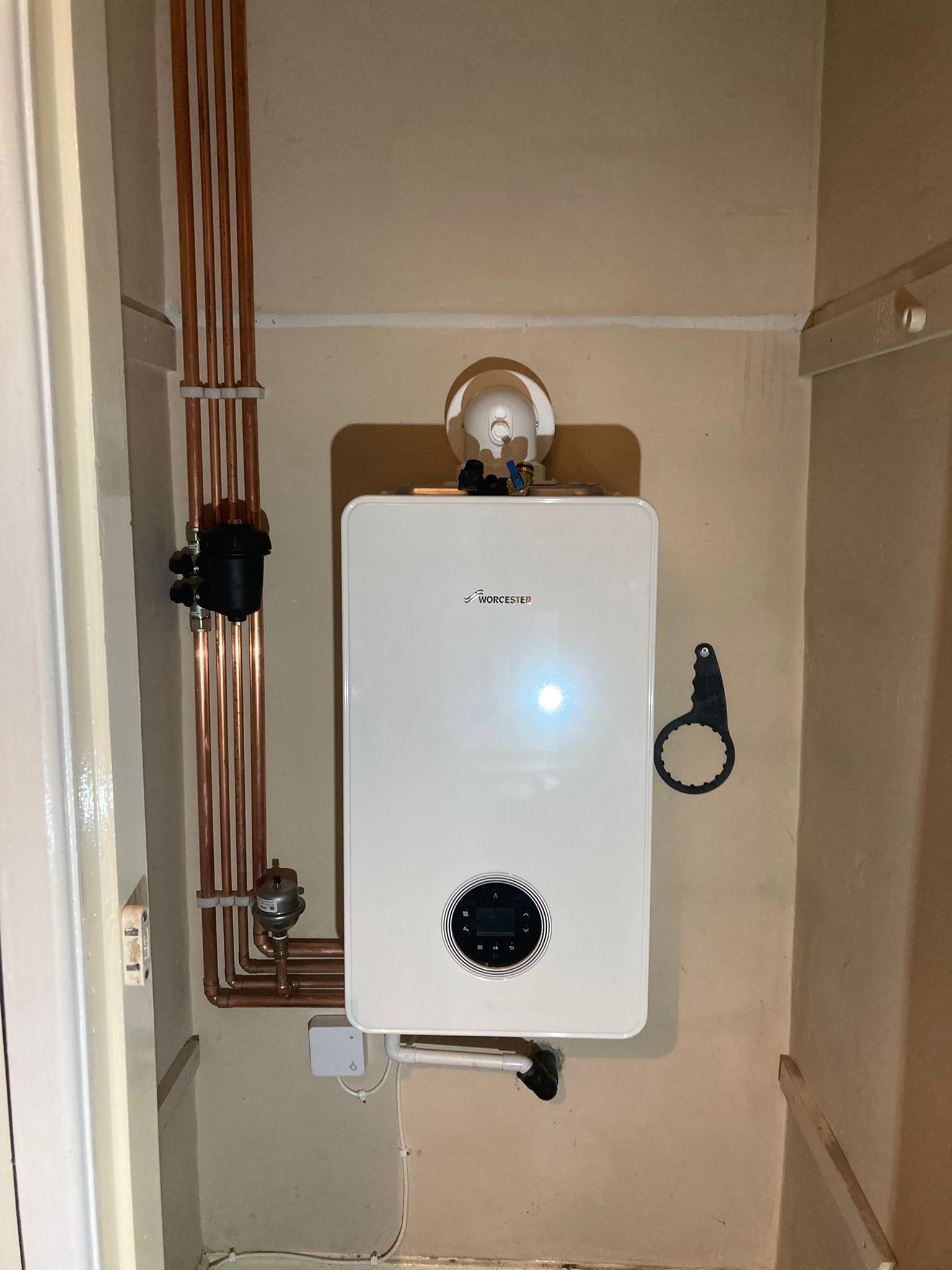 Worcester boiler installation with copper pipework